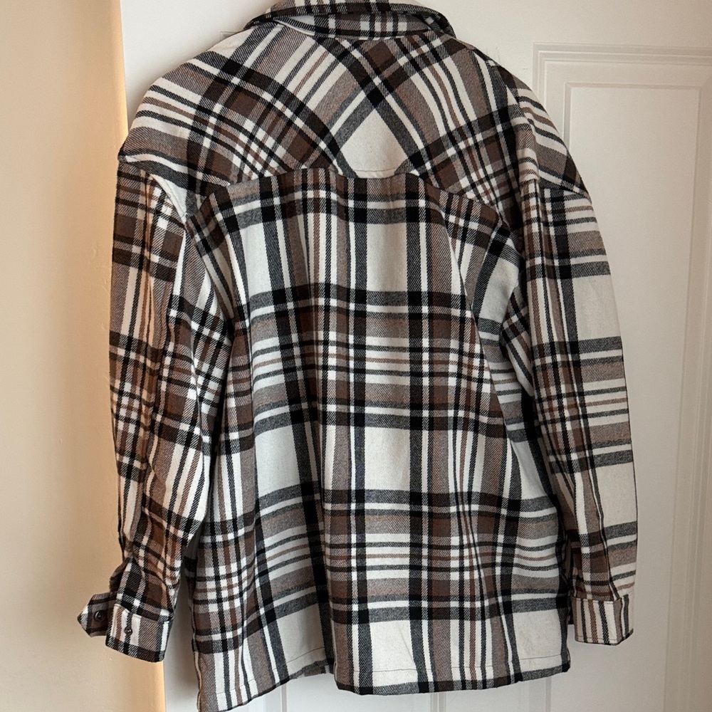 Plaid Button-Up Jacket - Picture 4 of 5